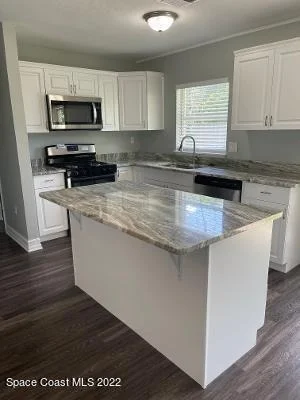 Photo of 703 Thomas Avenue