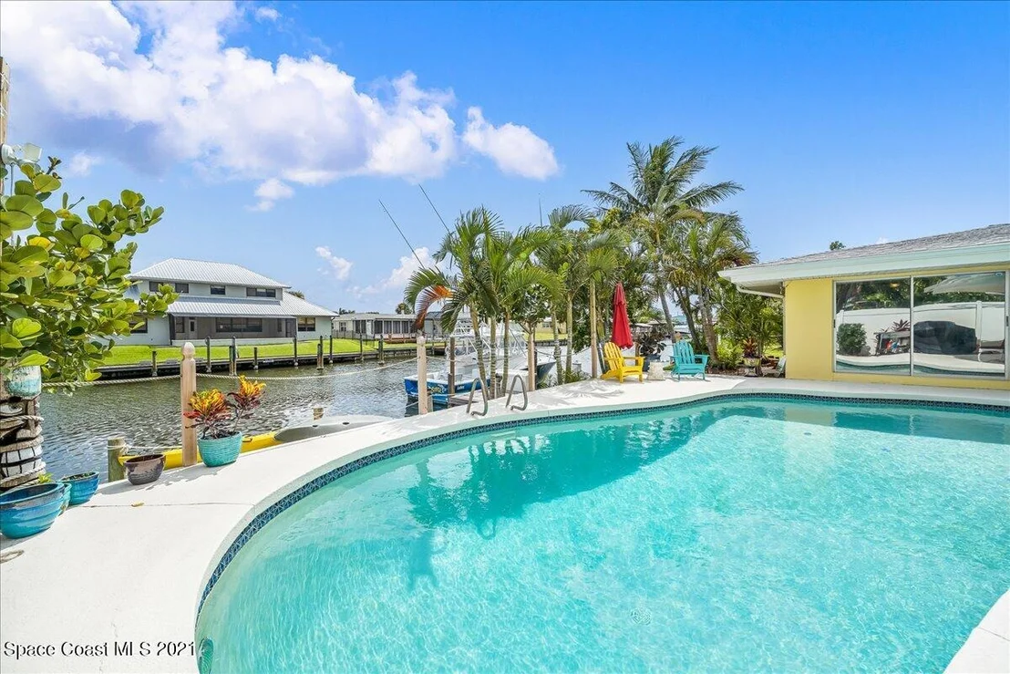 Photo of 458 Sandpiper Drive