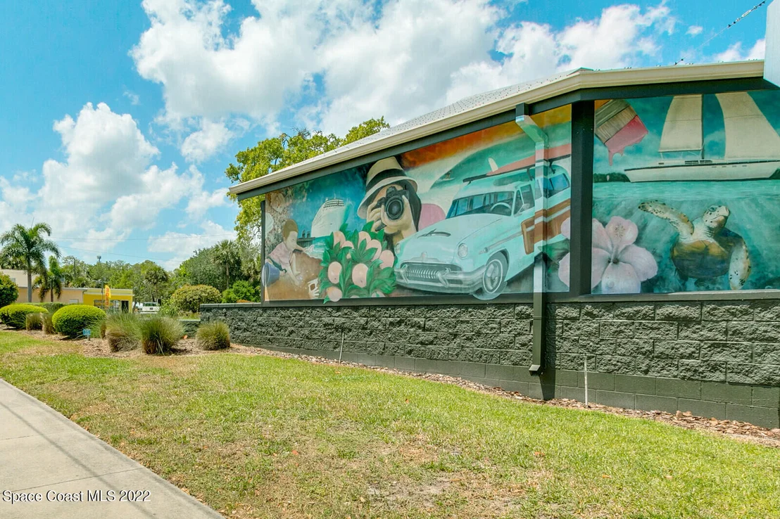 Photo of 505 Coral Drive