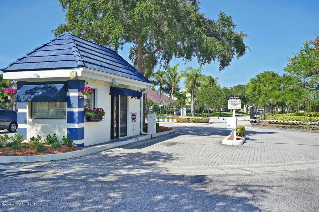 Photo of 2260 Mockingbird Lane
