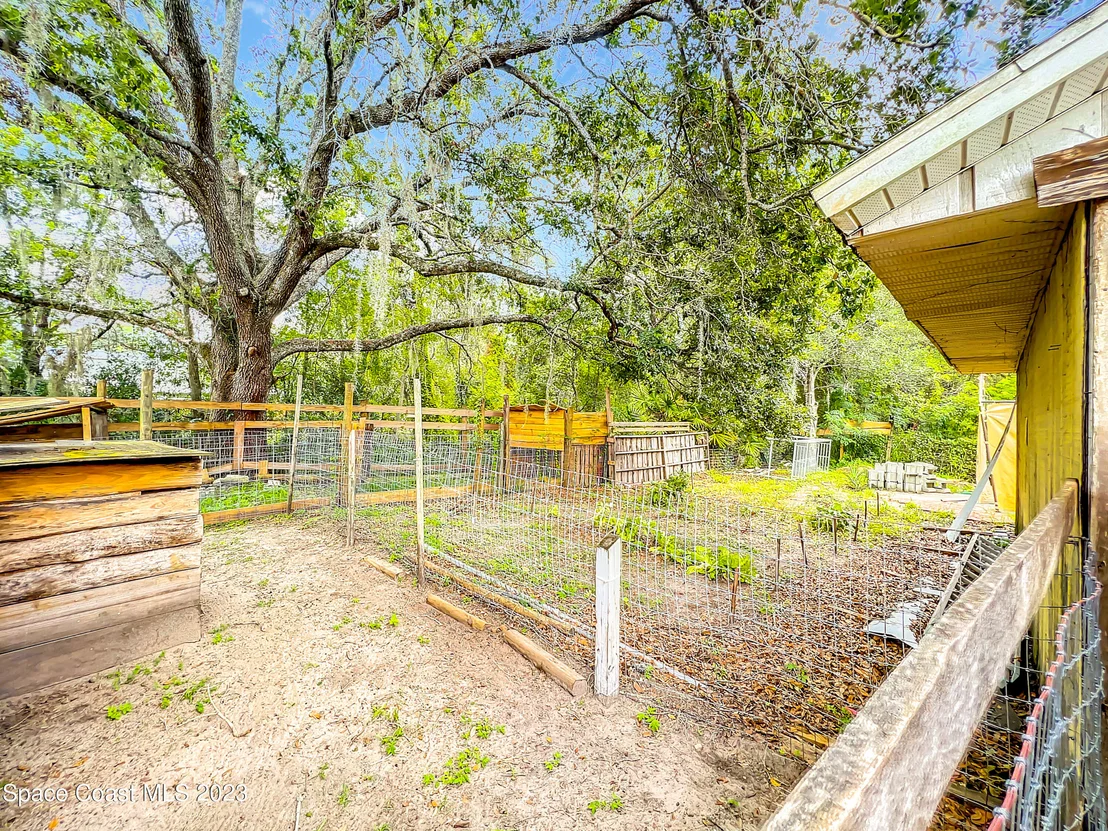 Photo of 9295 Concord Road