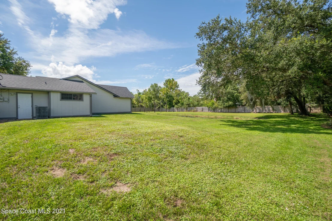 Photo of 4390 Alan Shepard Avenue