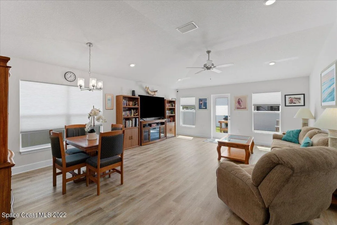 Photo of 763 Moment Street