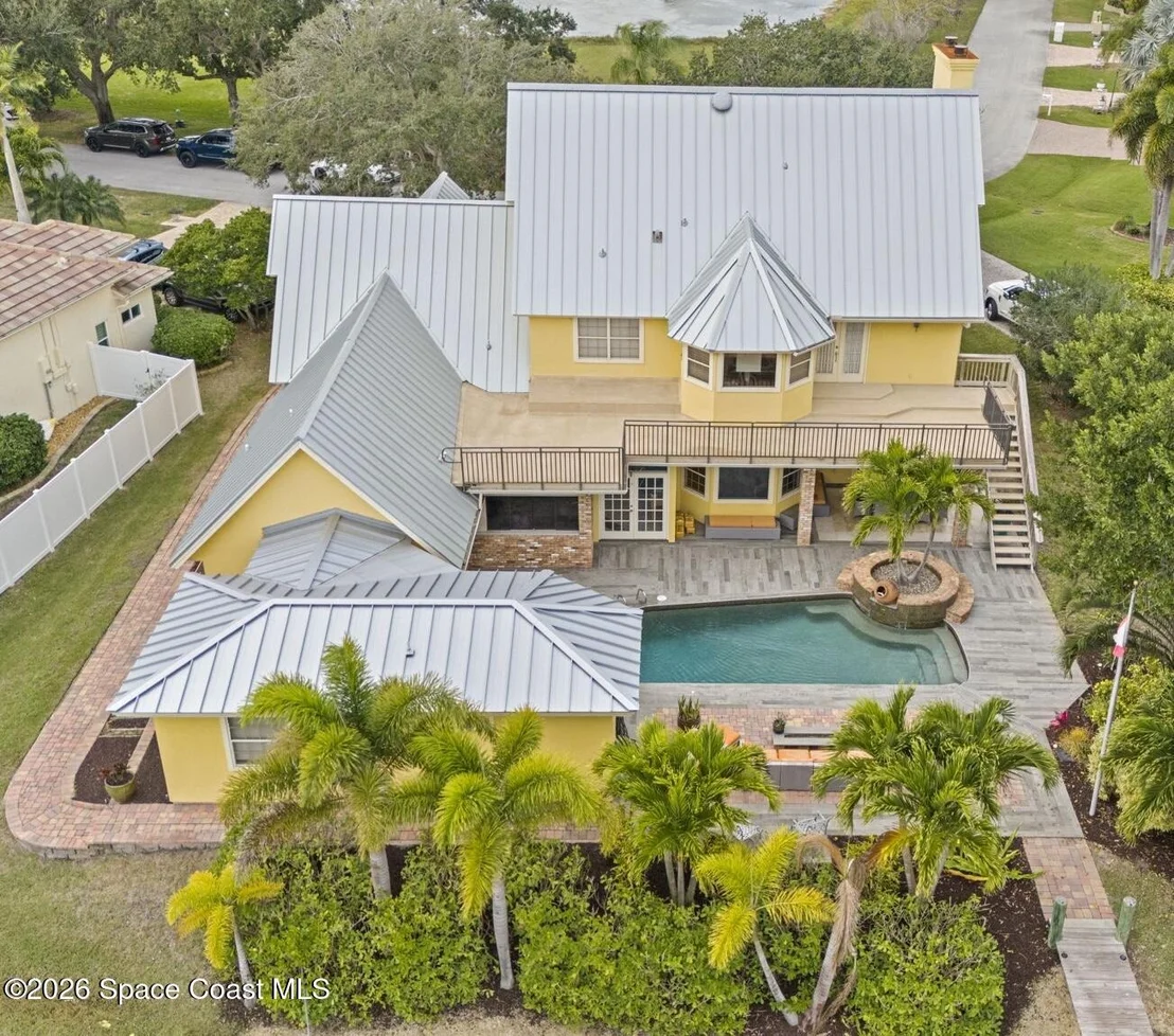Photo of 250 Lanternback Island Drive
