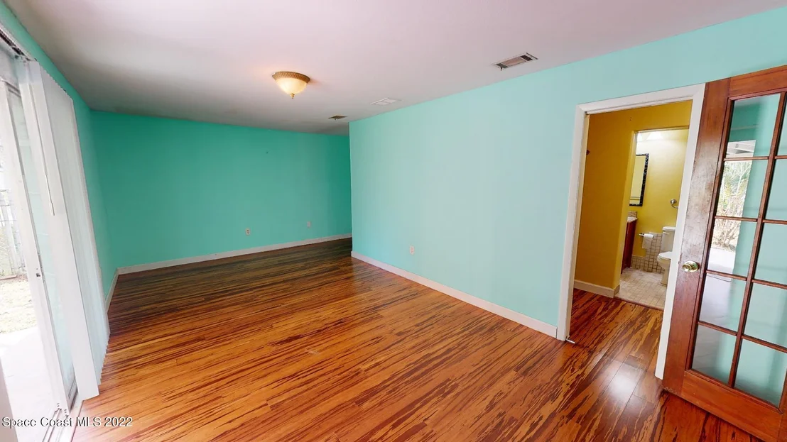Photo of 272 E Haven Drive