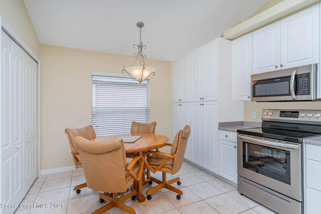 Photo of 6947 Owen Drive