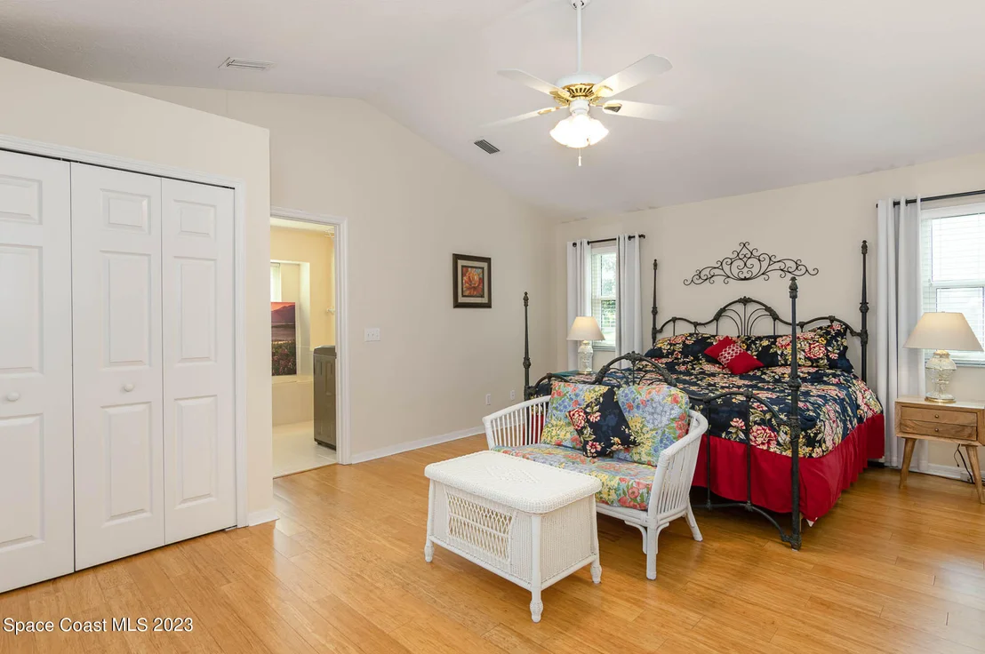 Photo of 1713 Independence Avenue