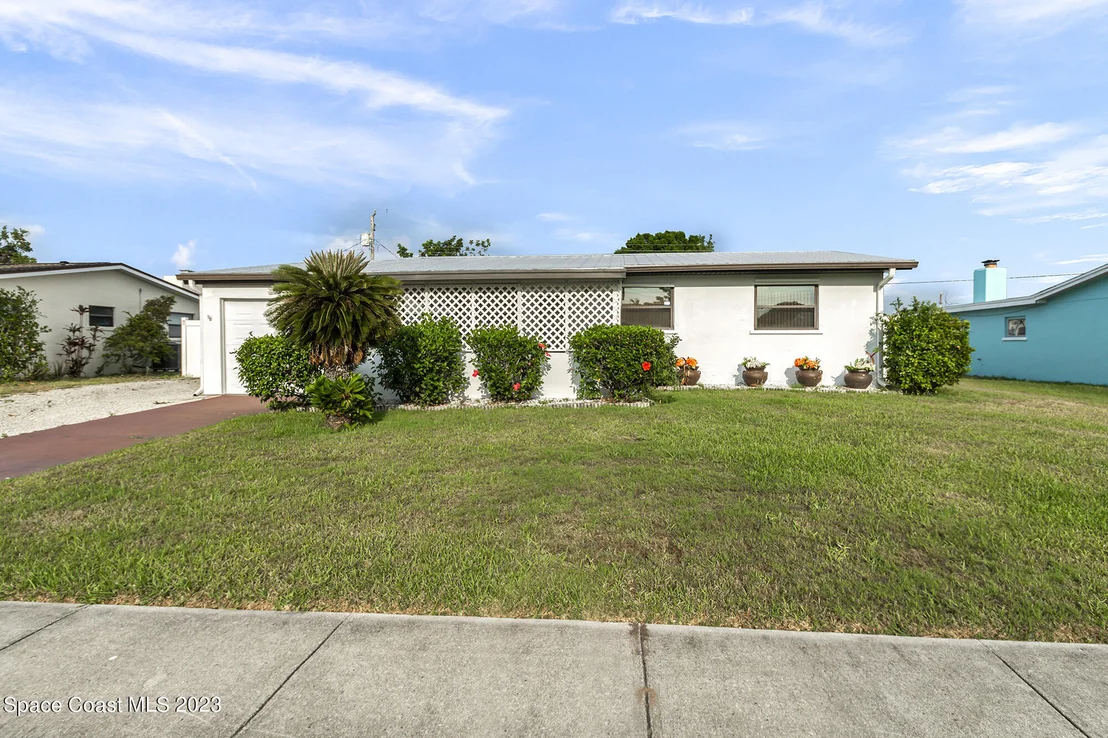 Photo of 521 Buckingham Avenue
