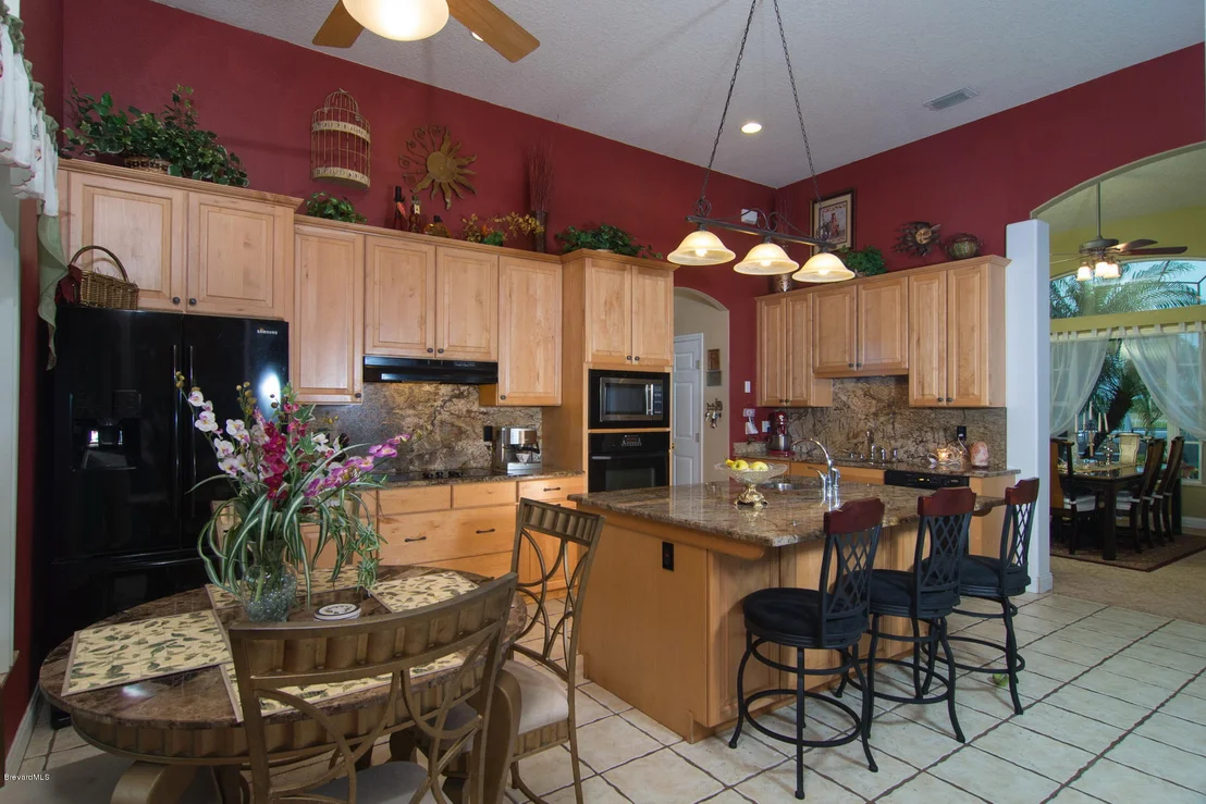 Photo of 925 Derby Lane