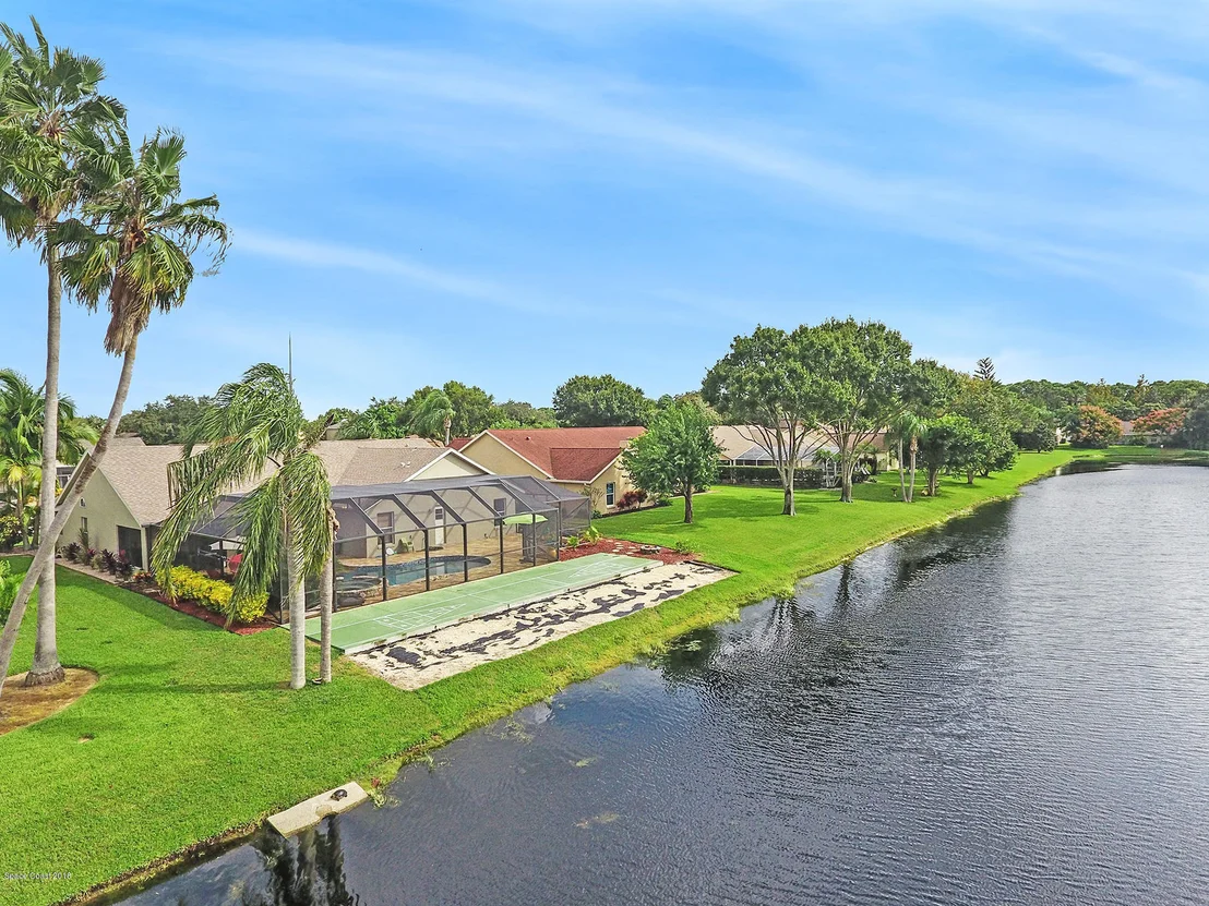 Photo of 943 Pelican Lane