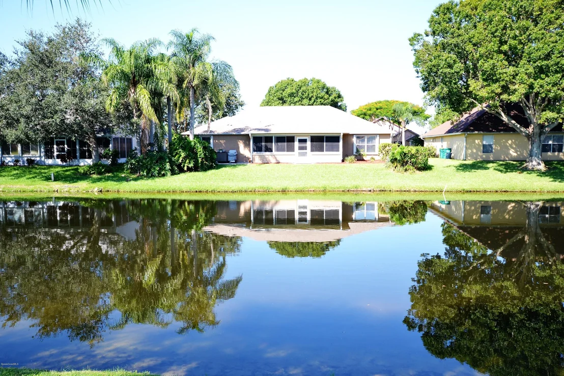 Photo of 2093 Lionel Drive