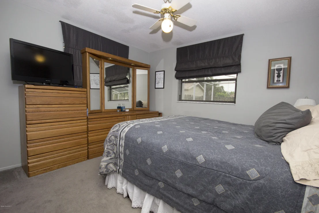 Photo of 863 Westport Drive