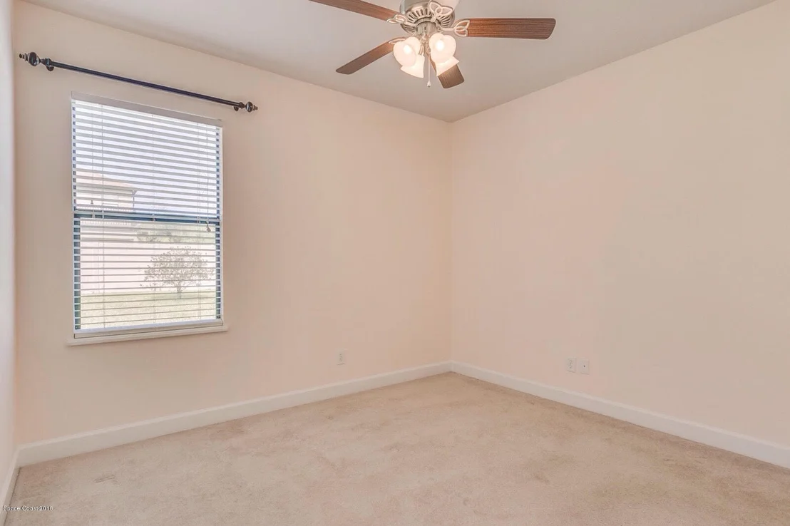 Photo of 1262 United Drive