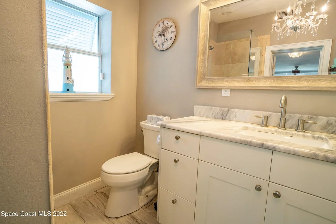 Photo of 230 Rita Boulevard