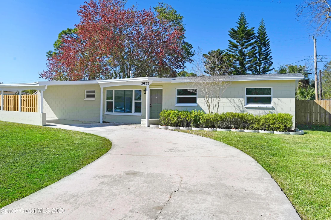 Photo of 2933 Matthew Drive