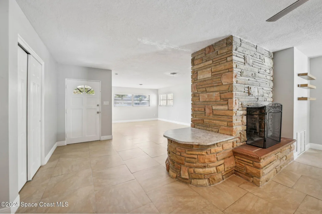 Photo of 420 7th Avenue