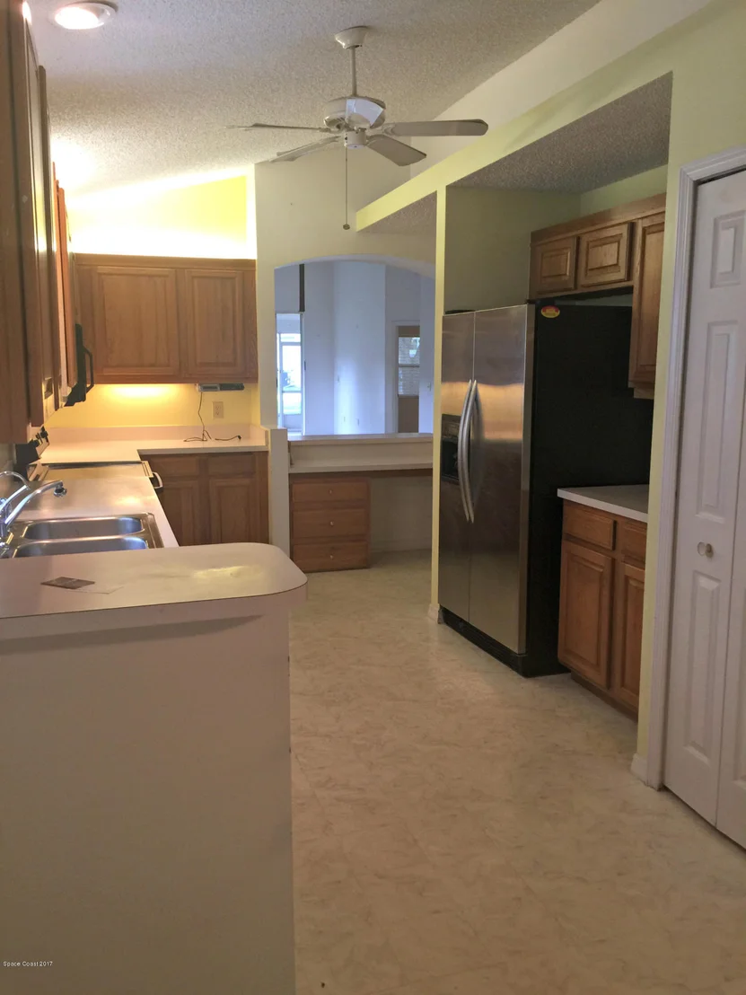Photo of 3935 Saint Armens Circle