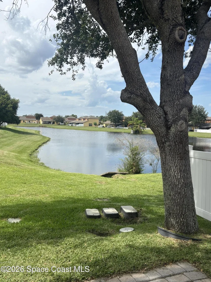 Photo of Unit 101 at 1075 Luminary Circle