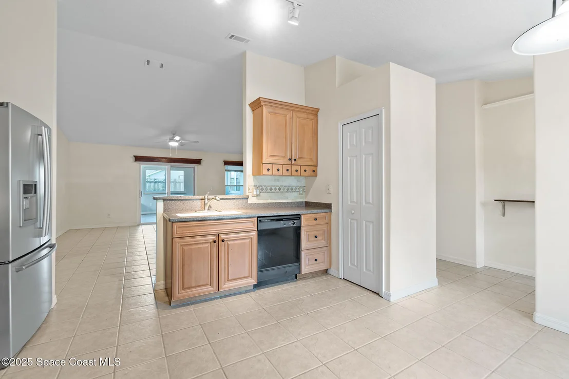 Photo of 967 Sabal Grove Drive