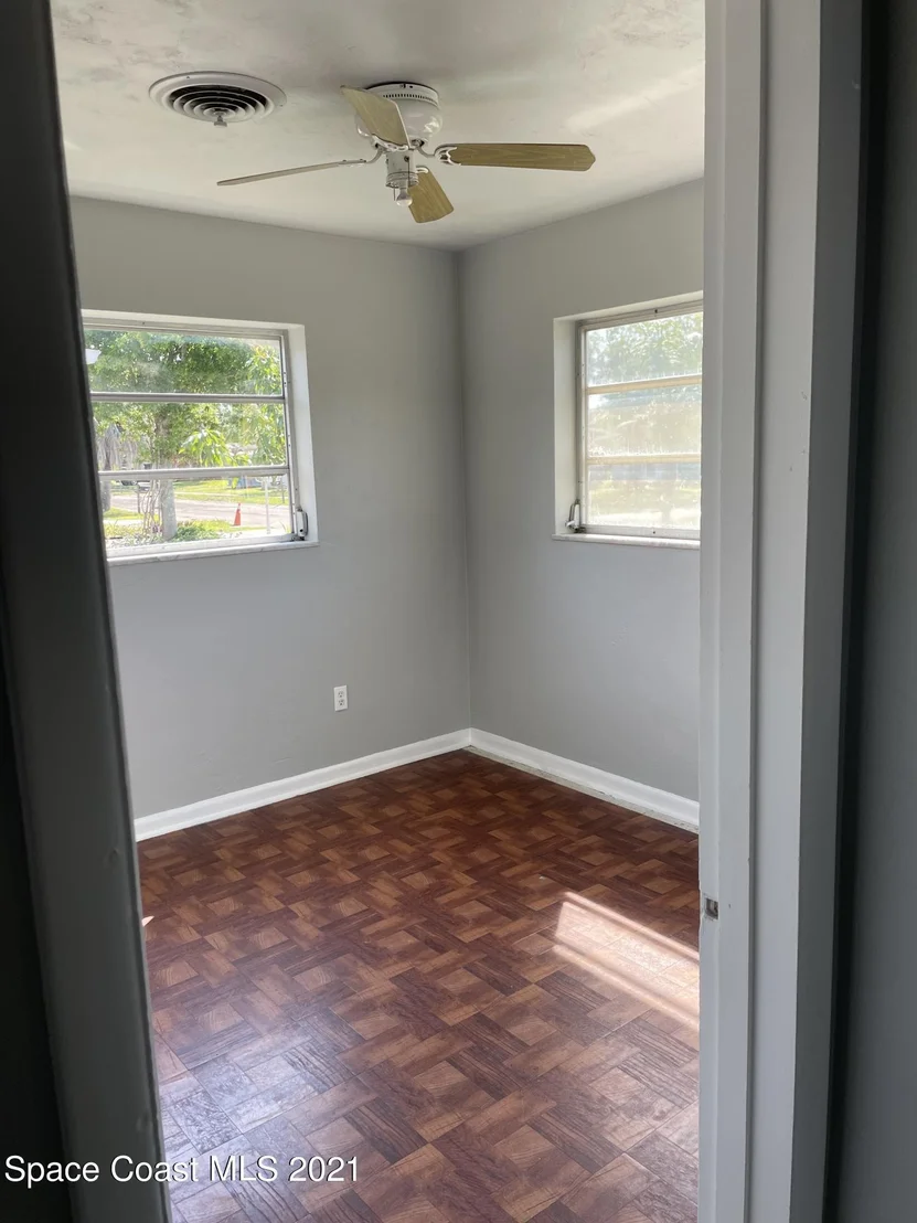 Photo of 2957 Garden Terrace NE