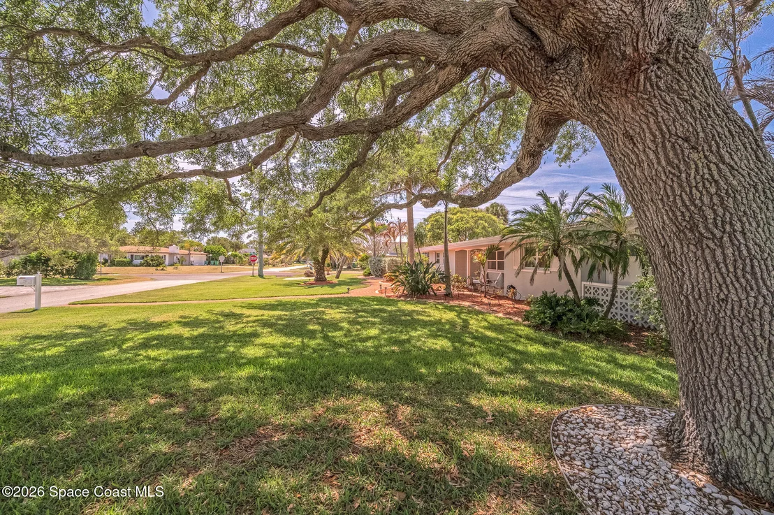 Photo of 230 Melbourne Avenue