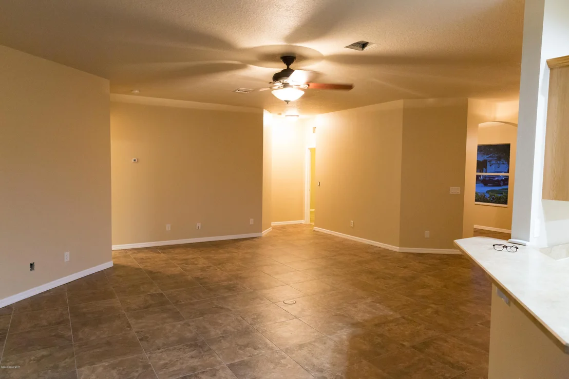 Photo of 1045 Morgan Circle NE