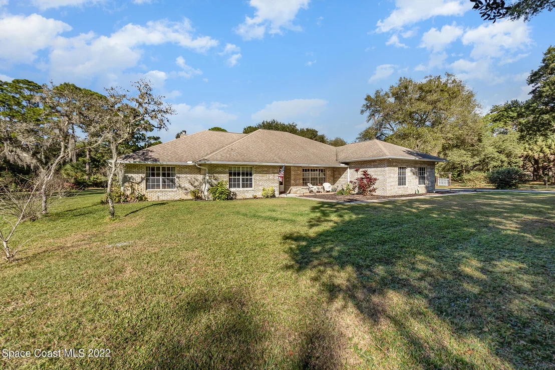 Photo of 4050 Burkholm Road