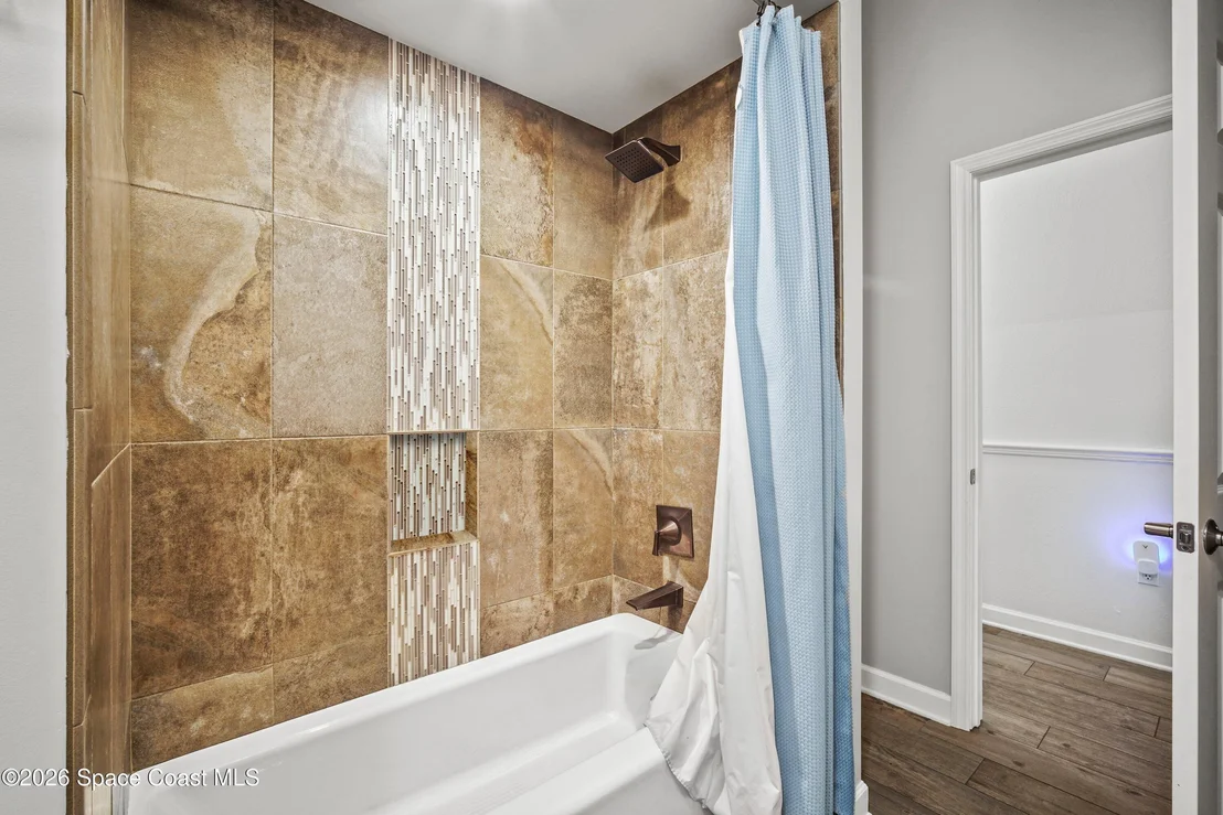 Photo of 572 Lake Ashley Circle