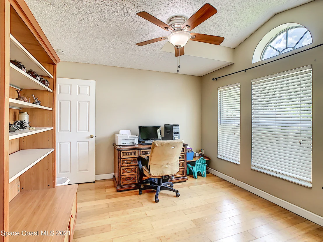 Photo of 4087 Four Lakes Drive