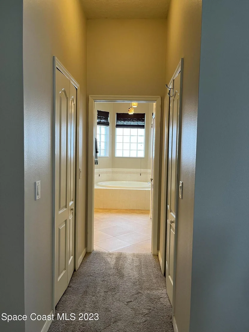 Photo of 1661 Whitman Drive