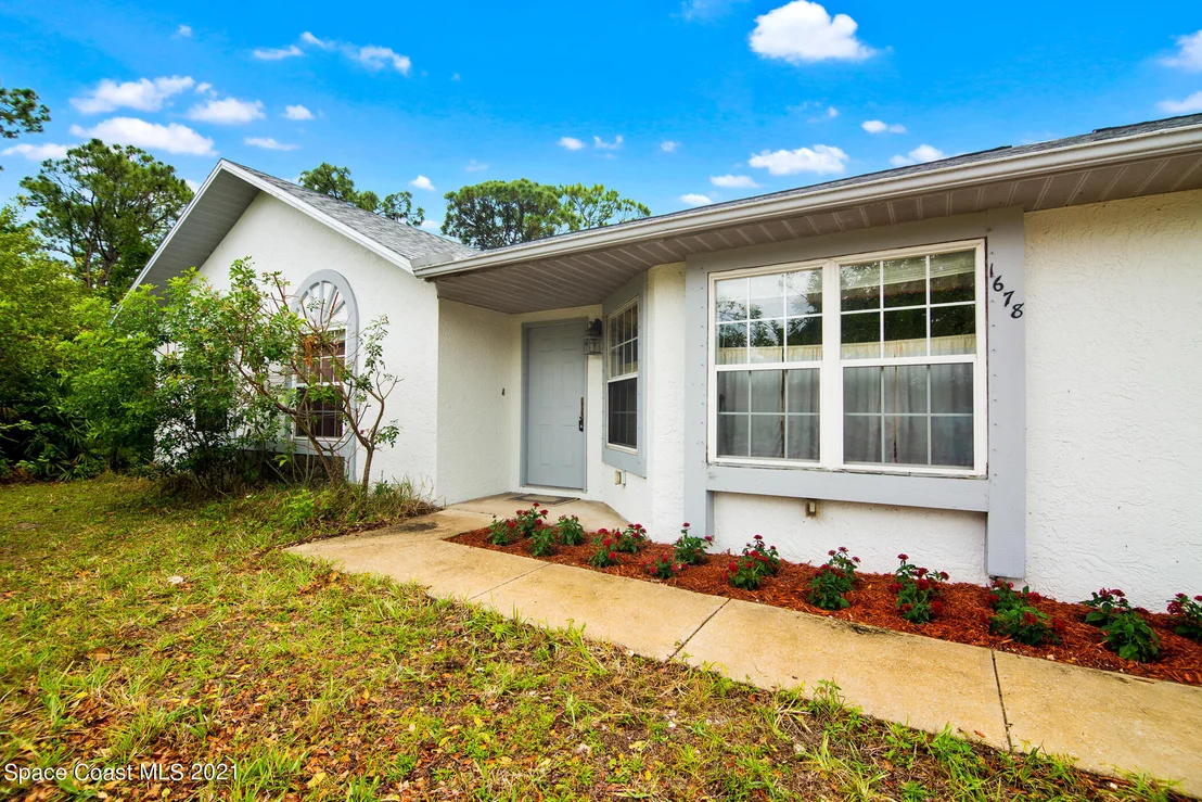 Photo of 1678 Talbott Street