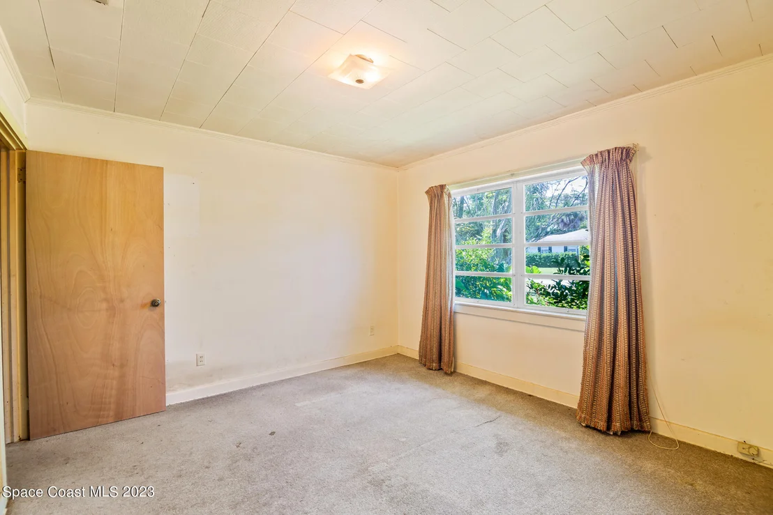 Photo of 423 Audubon Drive