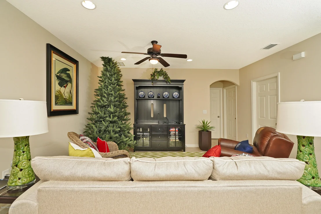 Photo of 505 Trymore Drive SE