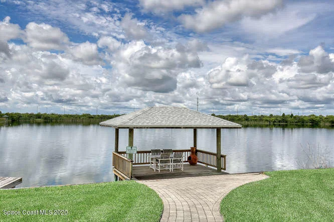Photo of 1145 Tuckaway Drive