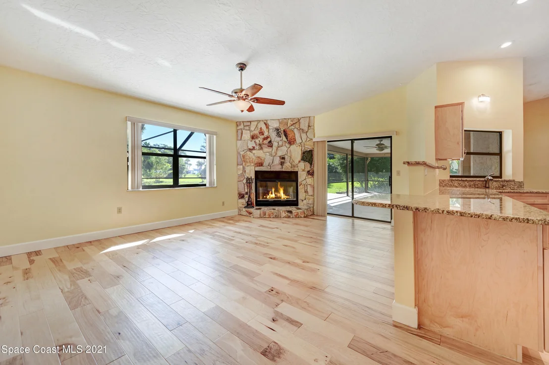 Photo of 255 River Road Circle