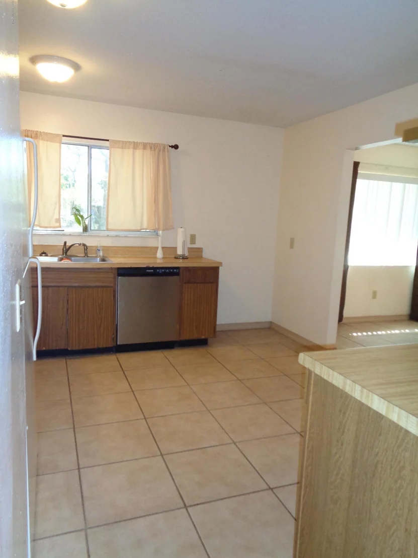 Photo of 1281 NE Bard Lane