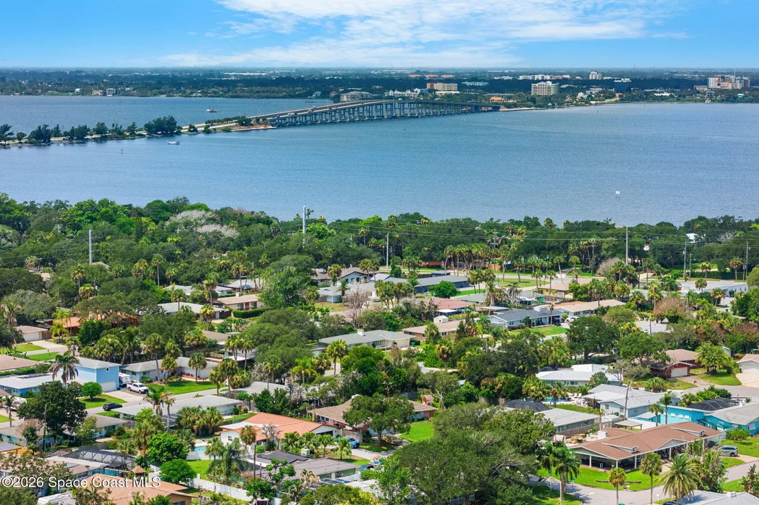 Photo of 545 Seabreeze Drive