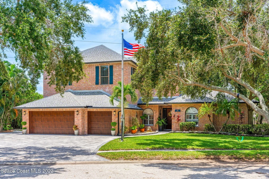 Photo of 891 Peregrine Drive