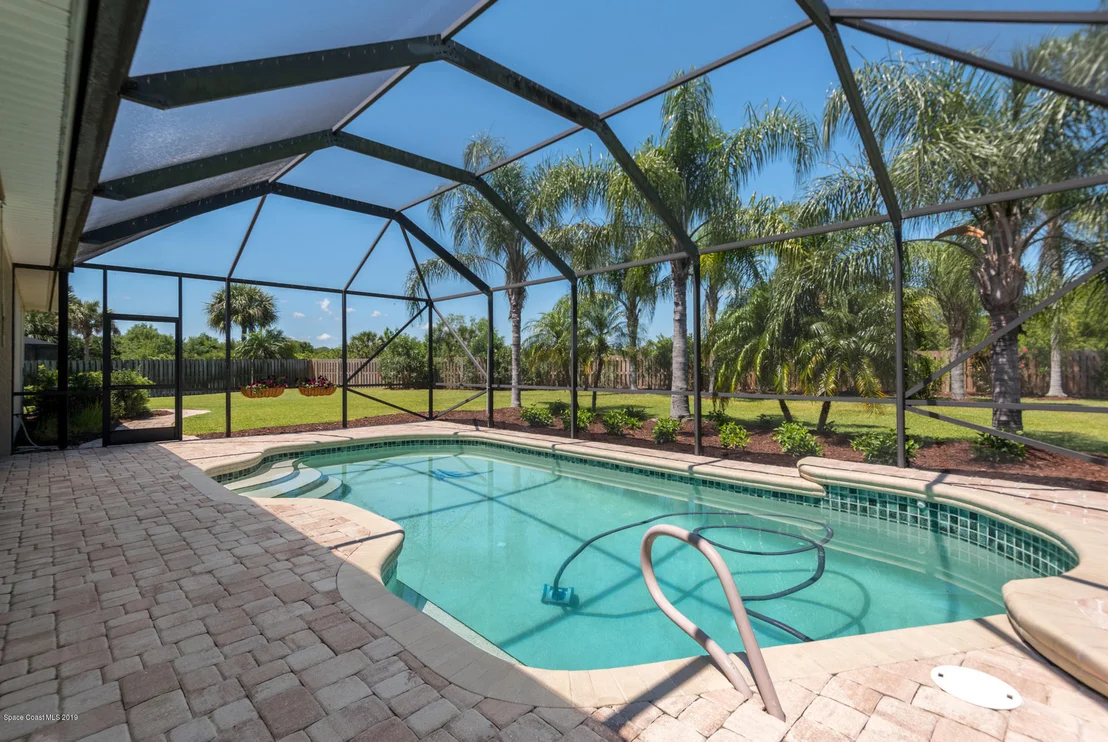 Photo of 2033 Woodfield Circle