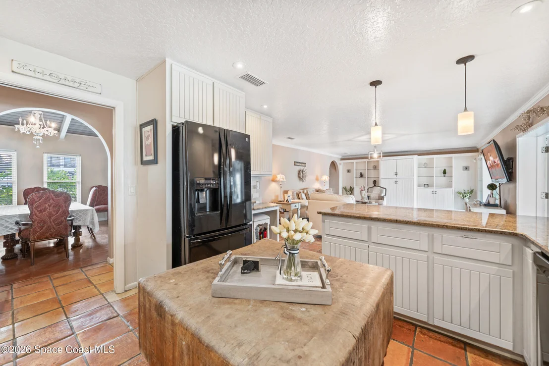 Photo of 2405 Brookside Drive