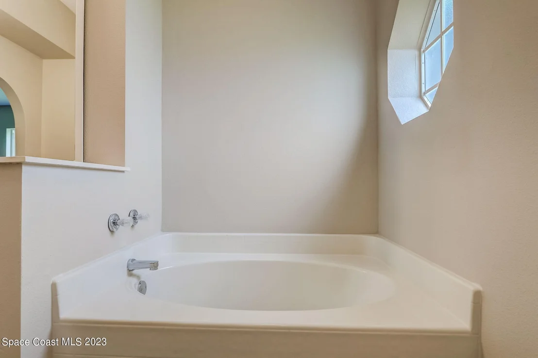 Photo of 520 Wickham Lakes Drive