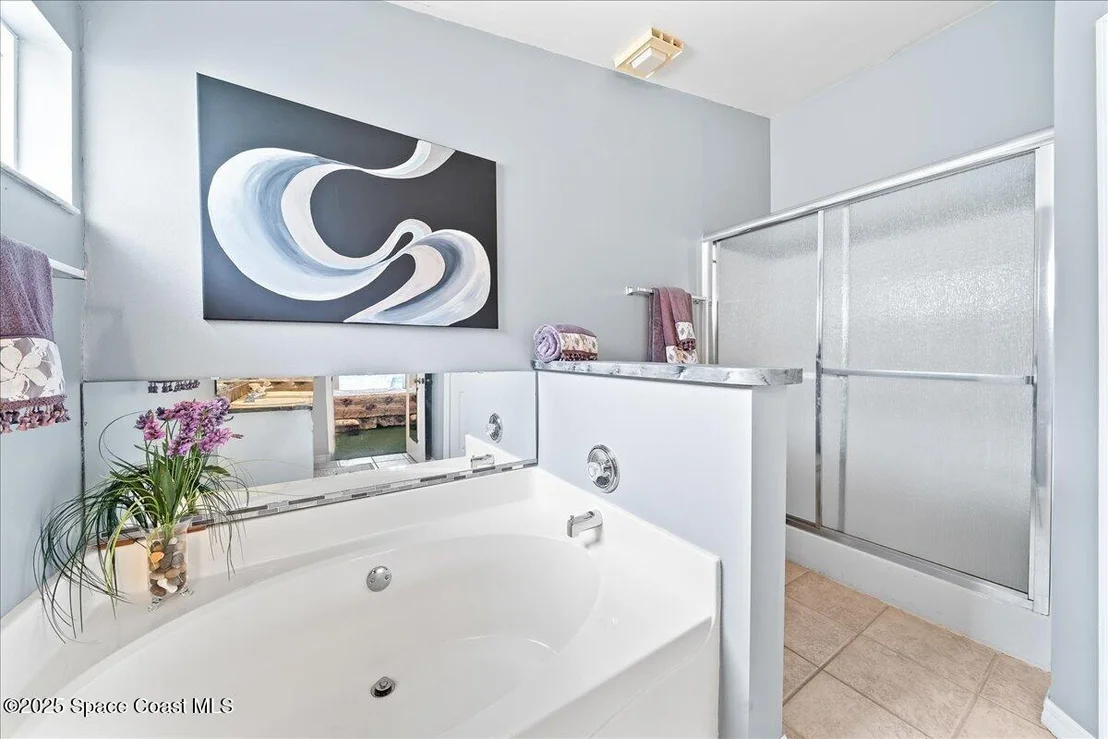 Photo of 883 Villa Drive