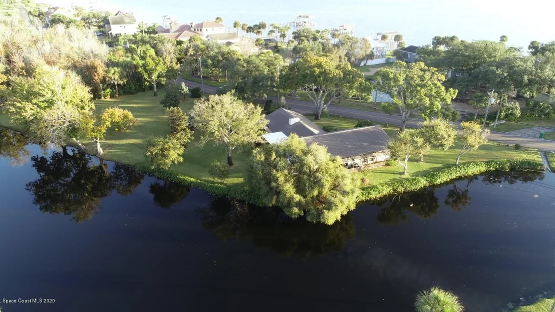 Photo of 3605 Indian River Drive N