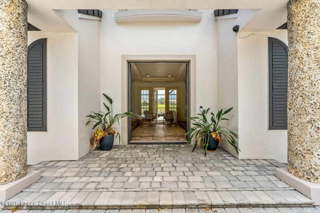 Photo of 804 Chatsworth Drive