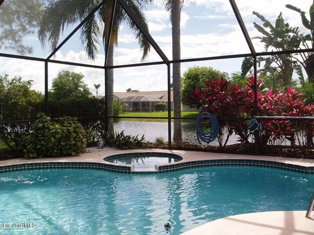Photo of 949 Tamarind Circle