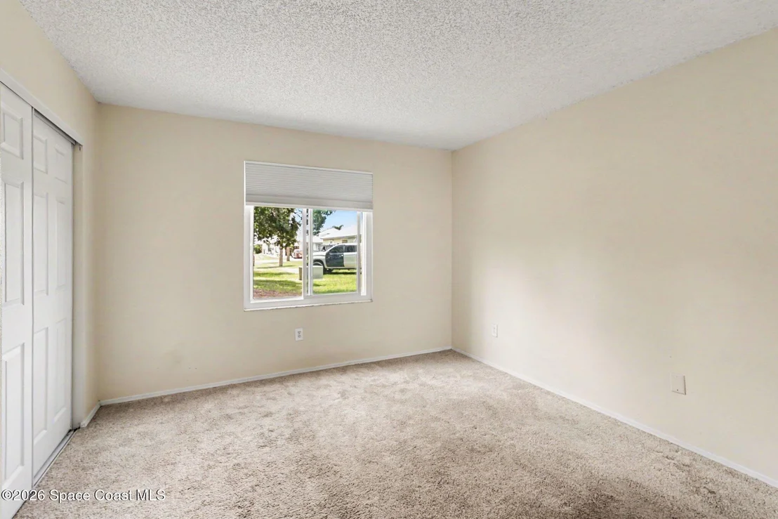 Photo of 882 Wateroak Drive NE