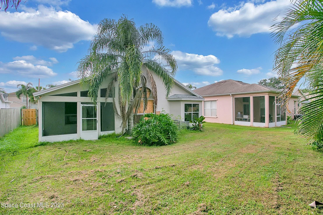 Photo of 7036 Hammock Trace Drive