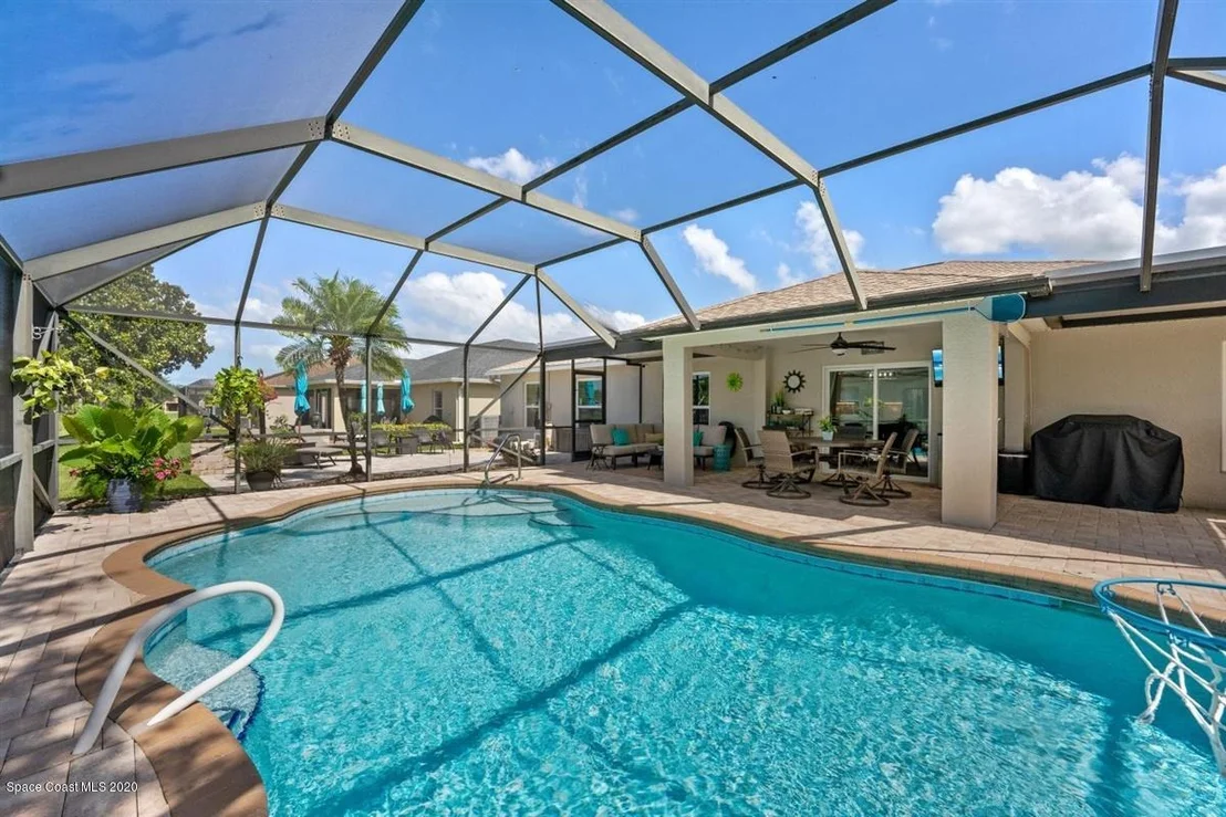 Photo of 962 Del Mar Circle