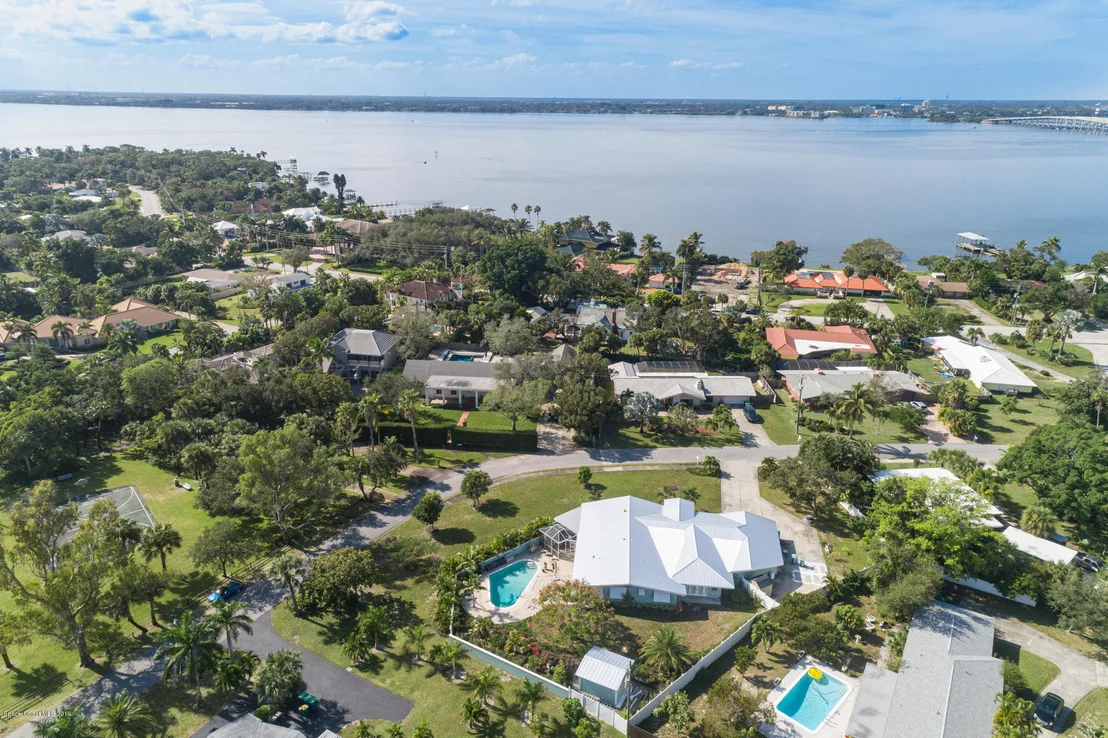 Photo of 905 Magnolia Drive