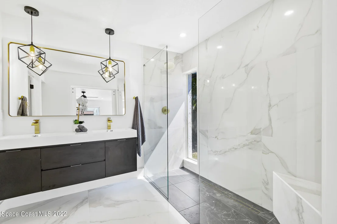 Photo of 401 Lee Avenue